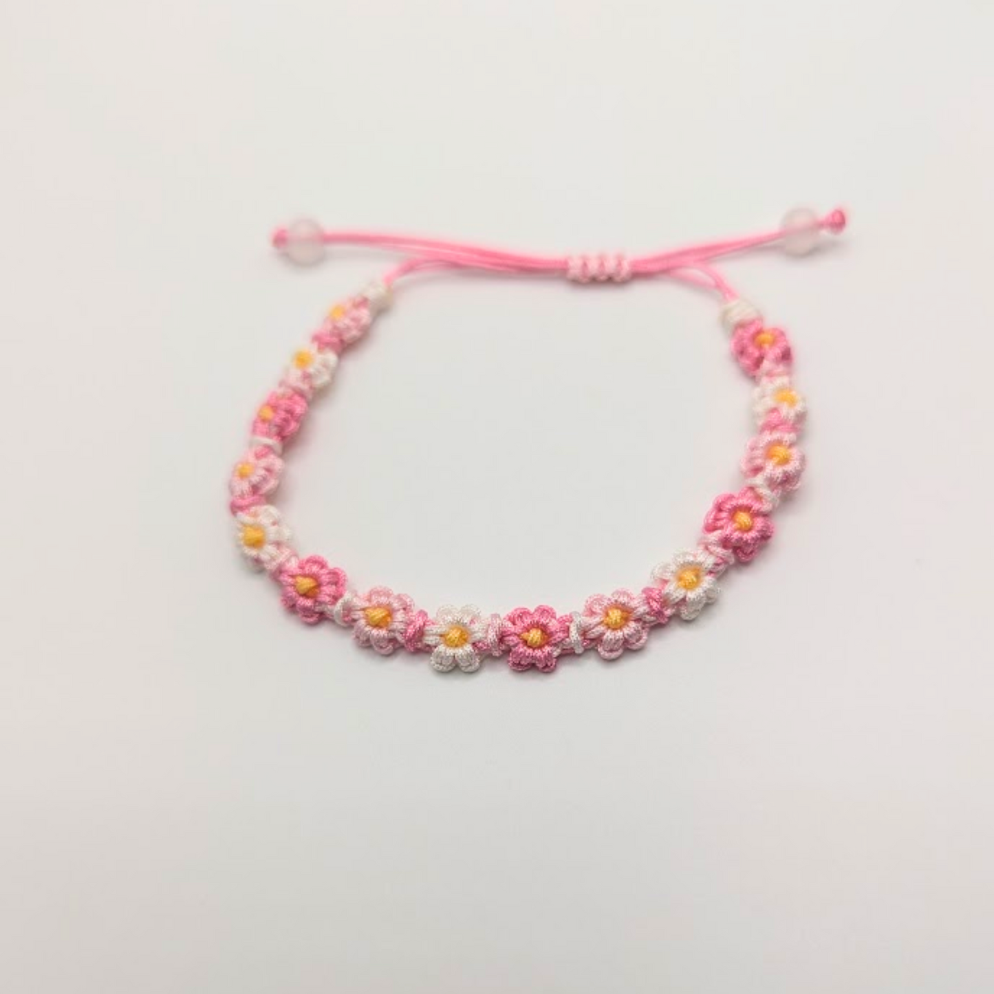 Daisy Macrame Bracelet