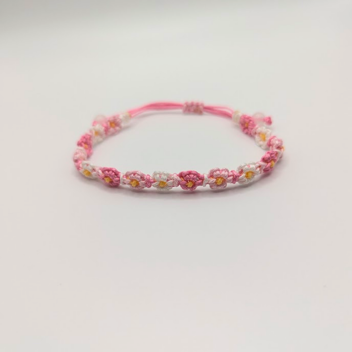 Daisy Macrame Bracelet
