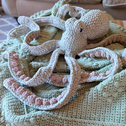 Large Anchor | Octopus Plushie Green