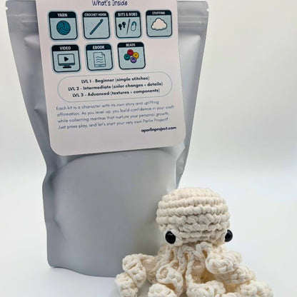 Beady Betty Lumi | Crochet Kit - Level 3