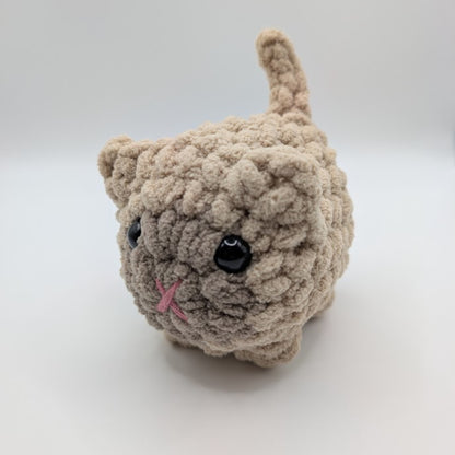 Bitty Kitty Brown | Crochet Kit - Level 3