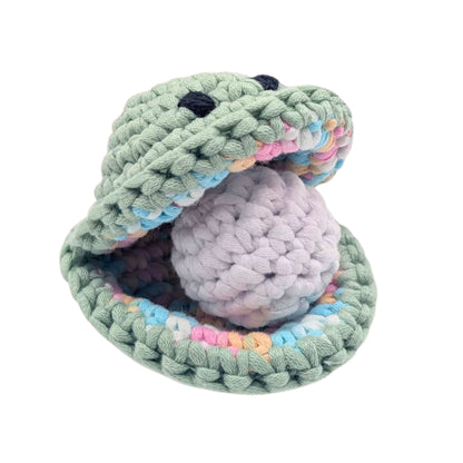 Clara Clam | Crochet Kit - Level 2