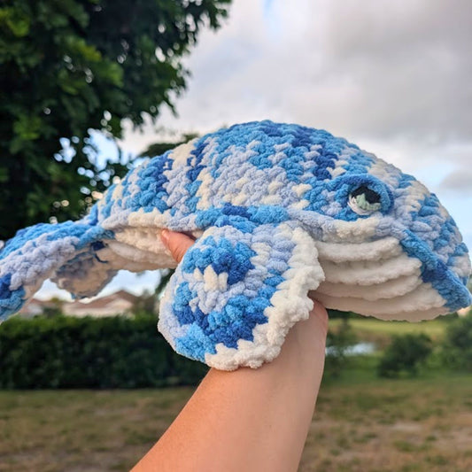 Baby Hugo | Whale Plushie